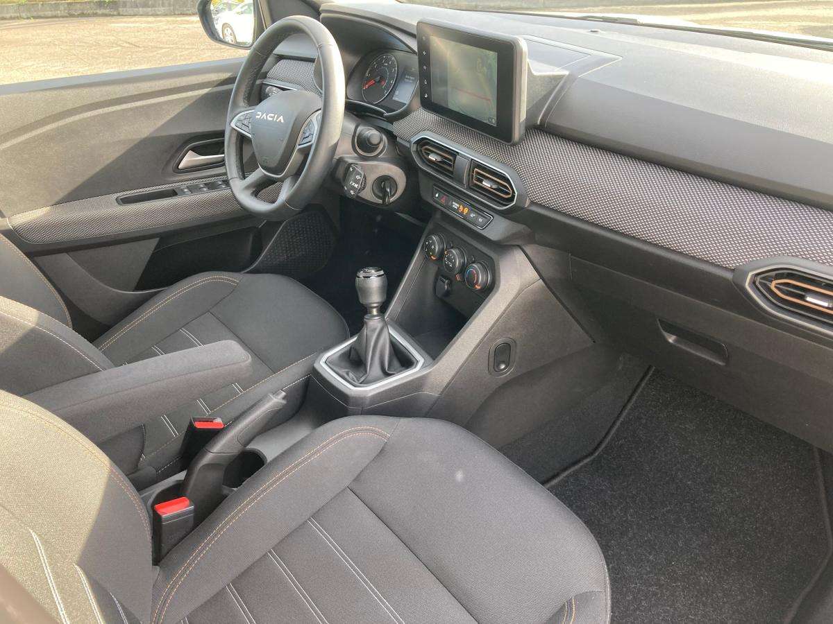 dacia-sandero-2024-gpl-999cc