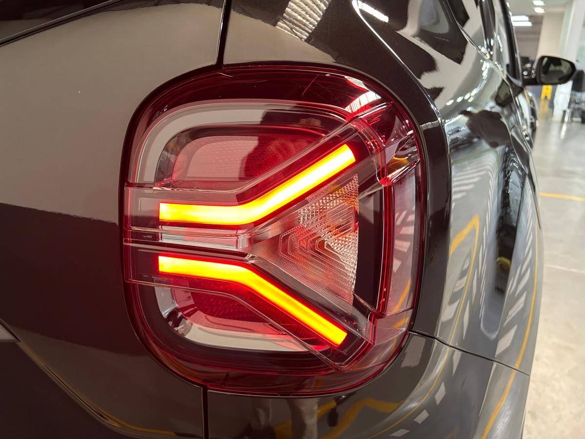 dacia-duster-2023-gpl-999cc