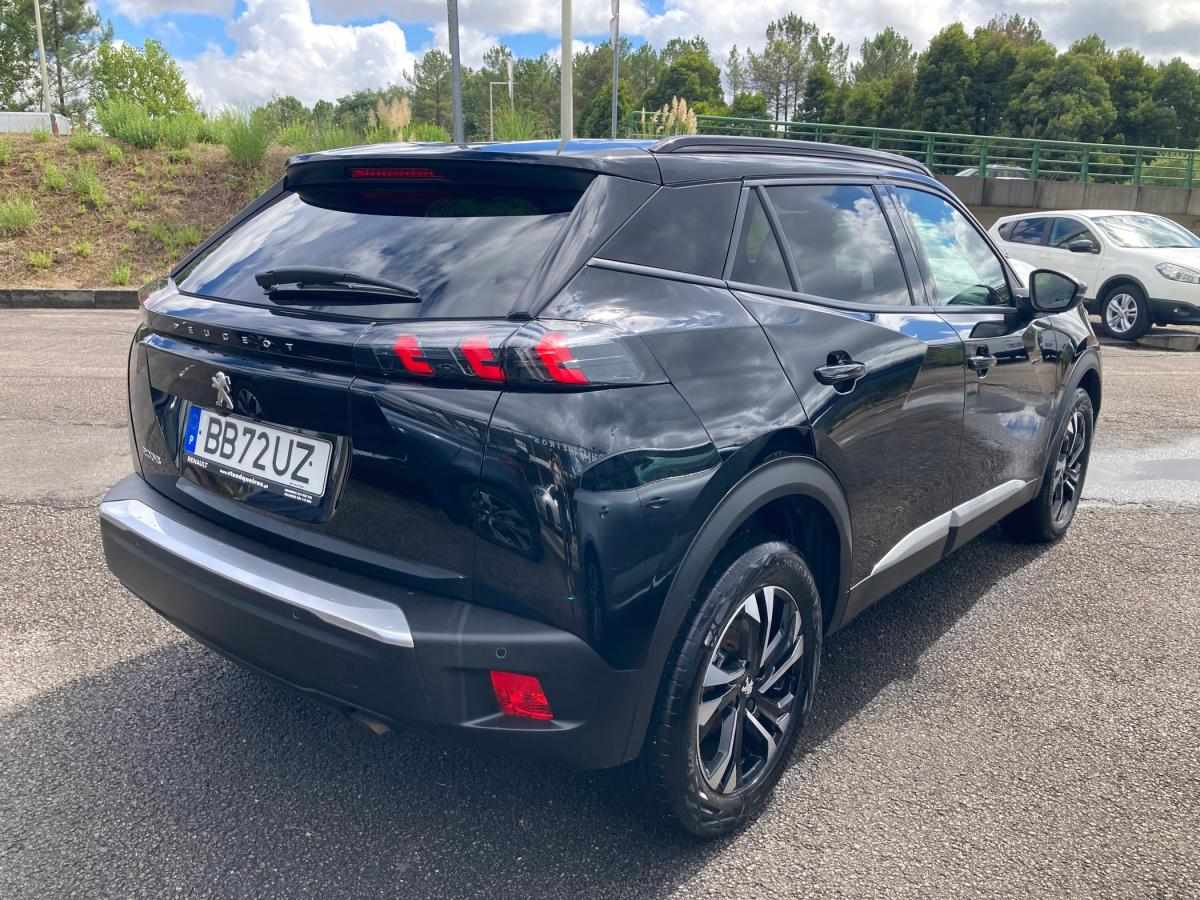 peugeot-2008-2023-gasolina-1199cc