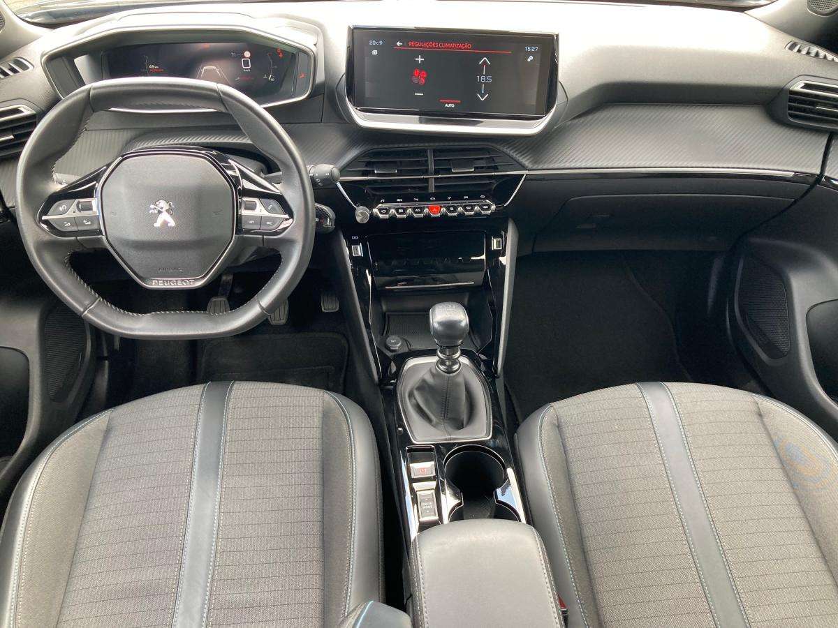 peugeot-2008-2023-gasolina-1199cc
