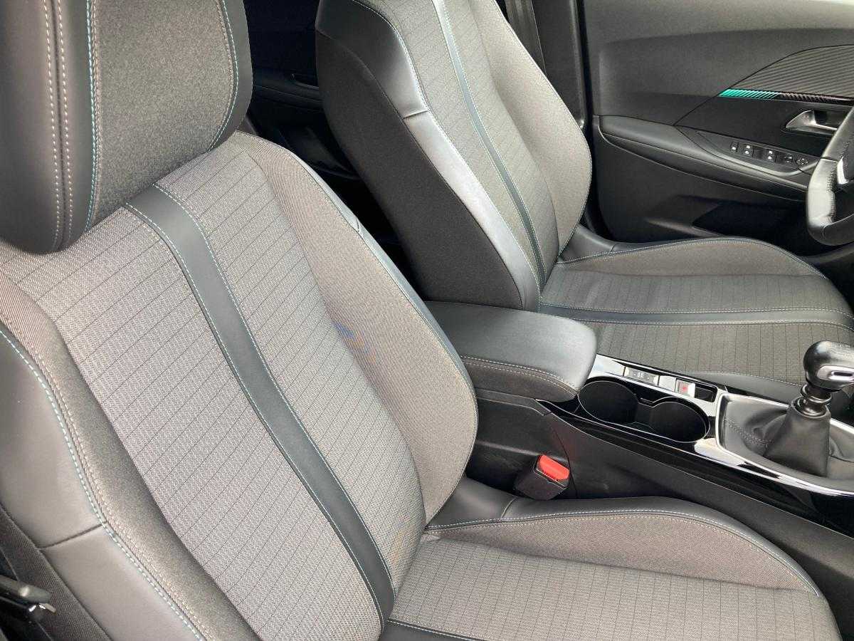 peugeot-2008-2023-gasolina-1199cc