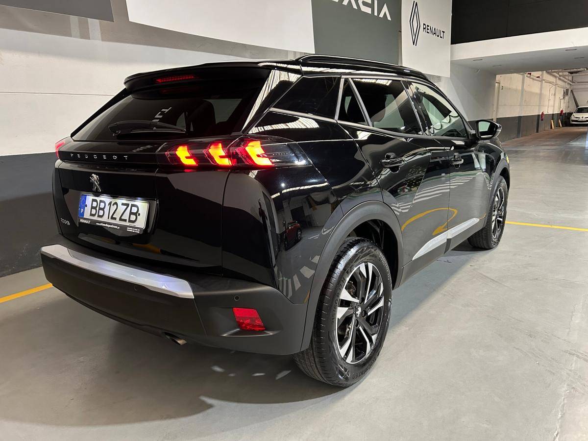 peugeot-2008-2023-gasolina-1199cc