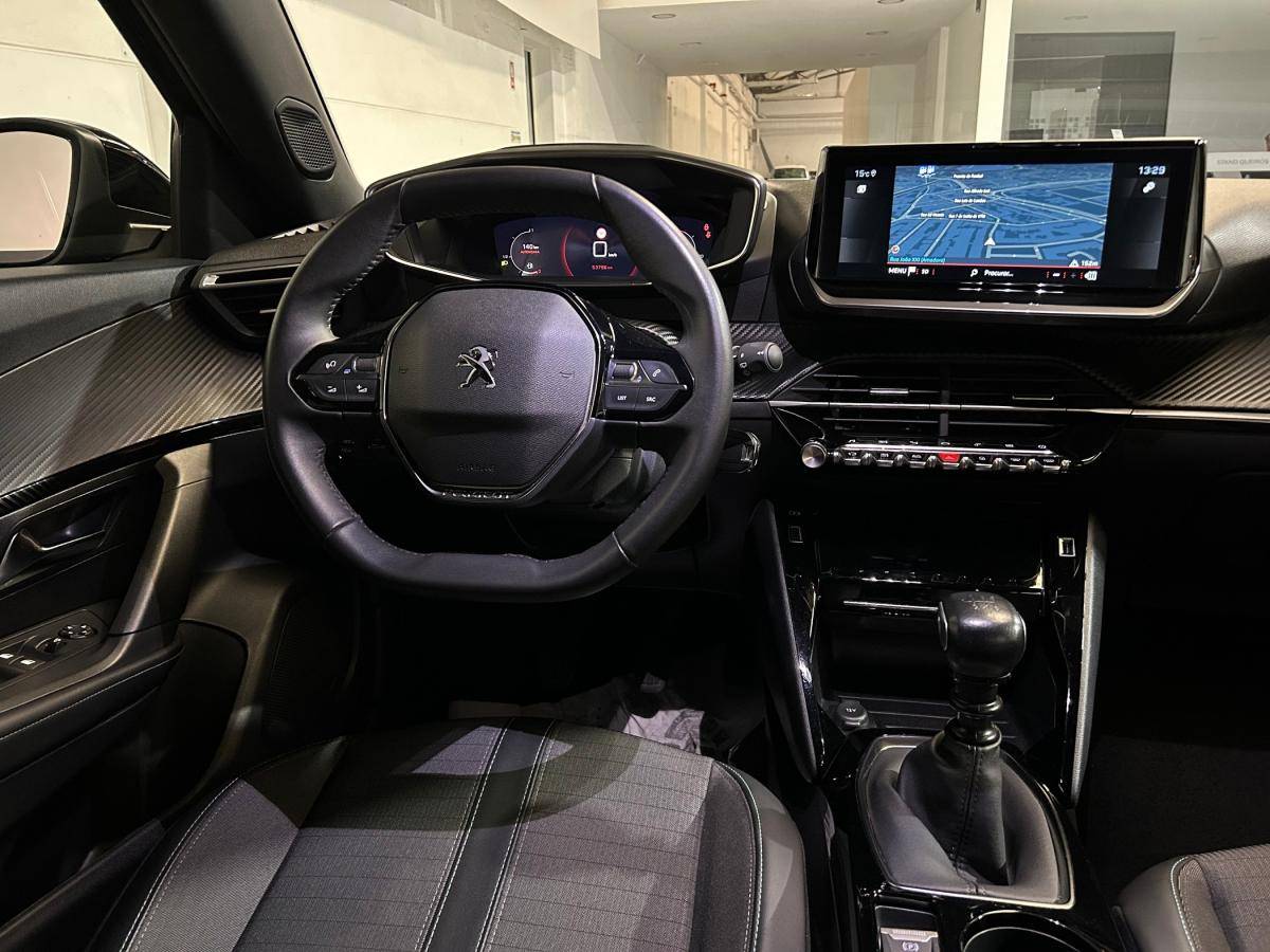 peugeot-2008-2023-gasolina-1199cc
