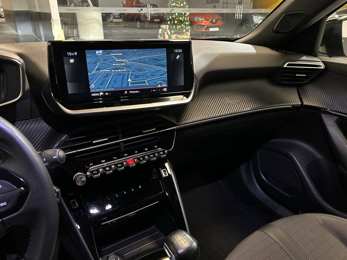 peugeot-2008-2023-gasolina-1199cc