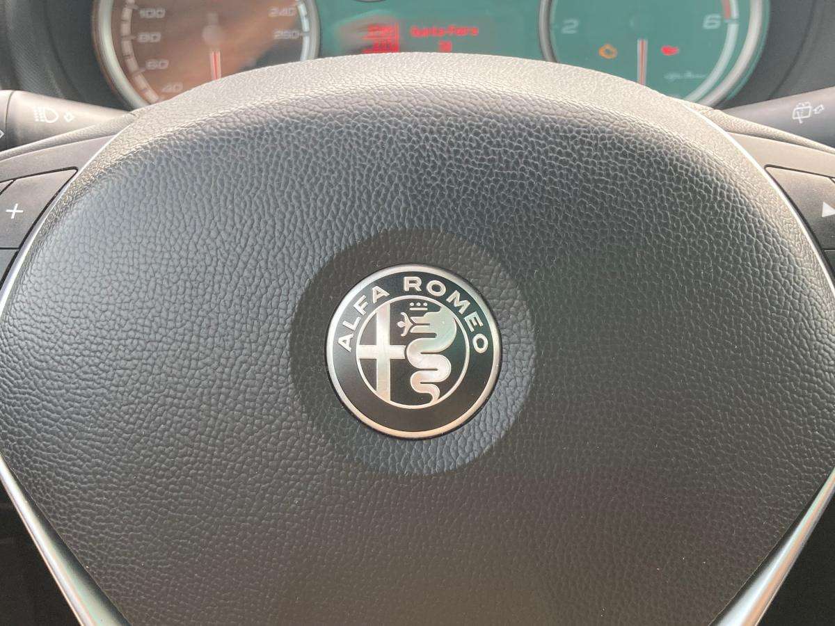 alfa-romeo-mito-2018-diesel-1248cc