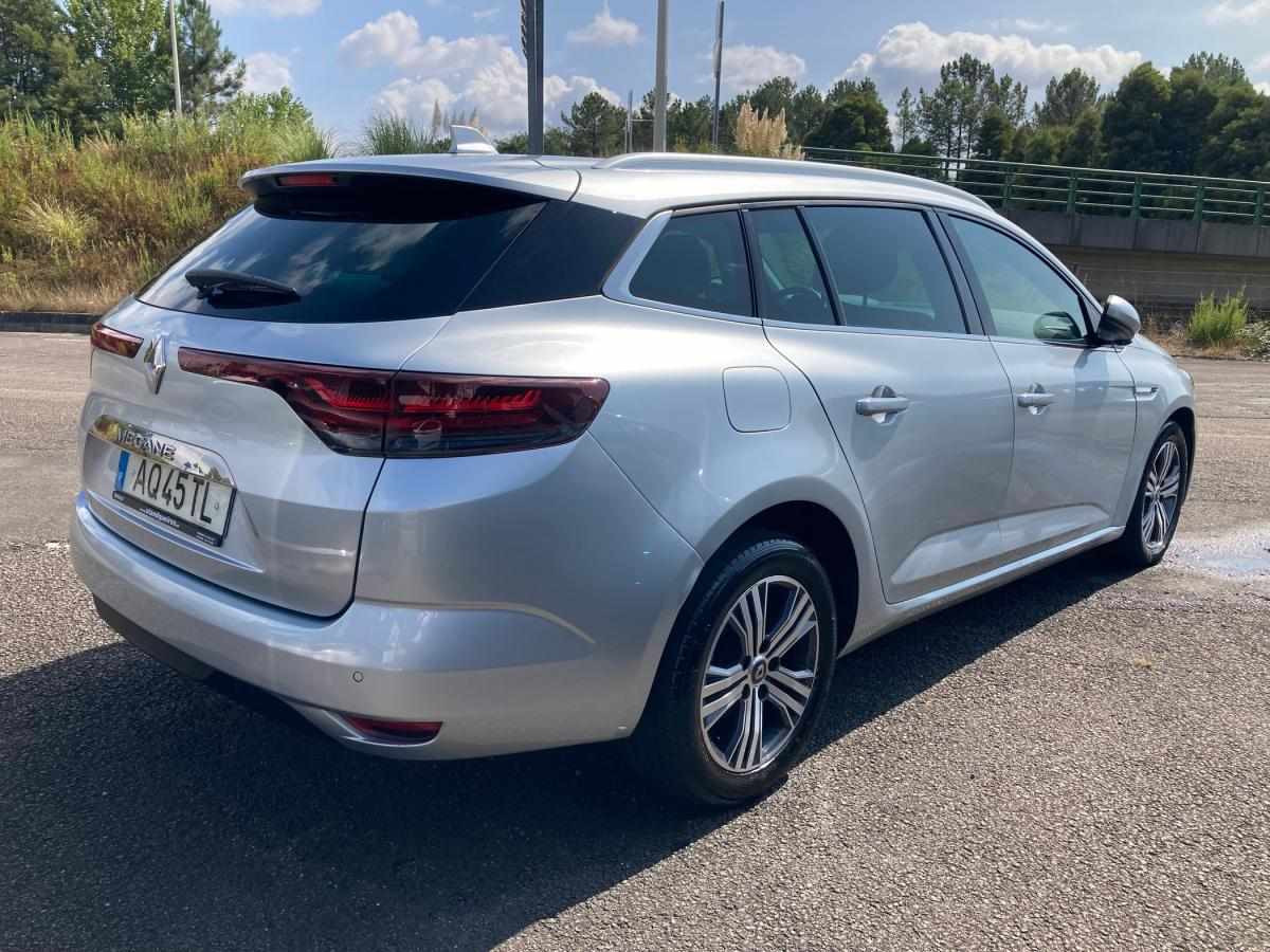renault-megane-sport-tourer-2022-diesel-1461cc