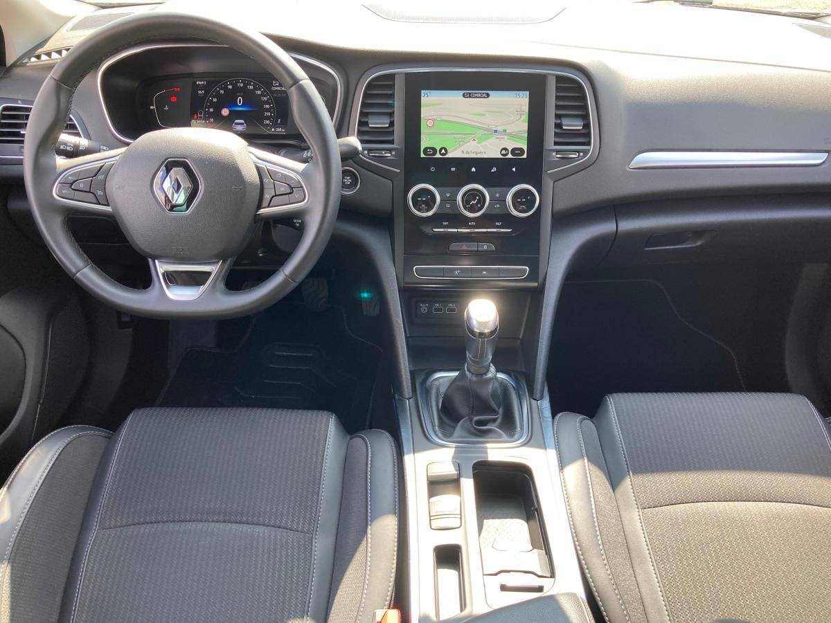 renault-megane-sport-tourer-2022-diesel-1461cc
