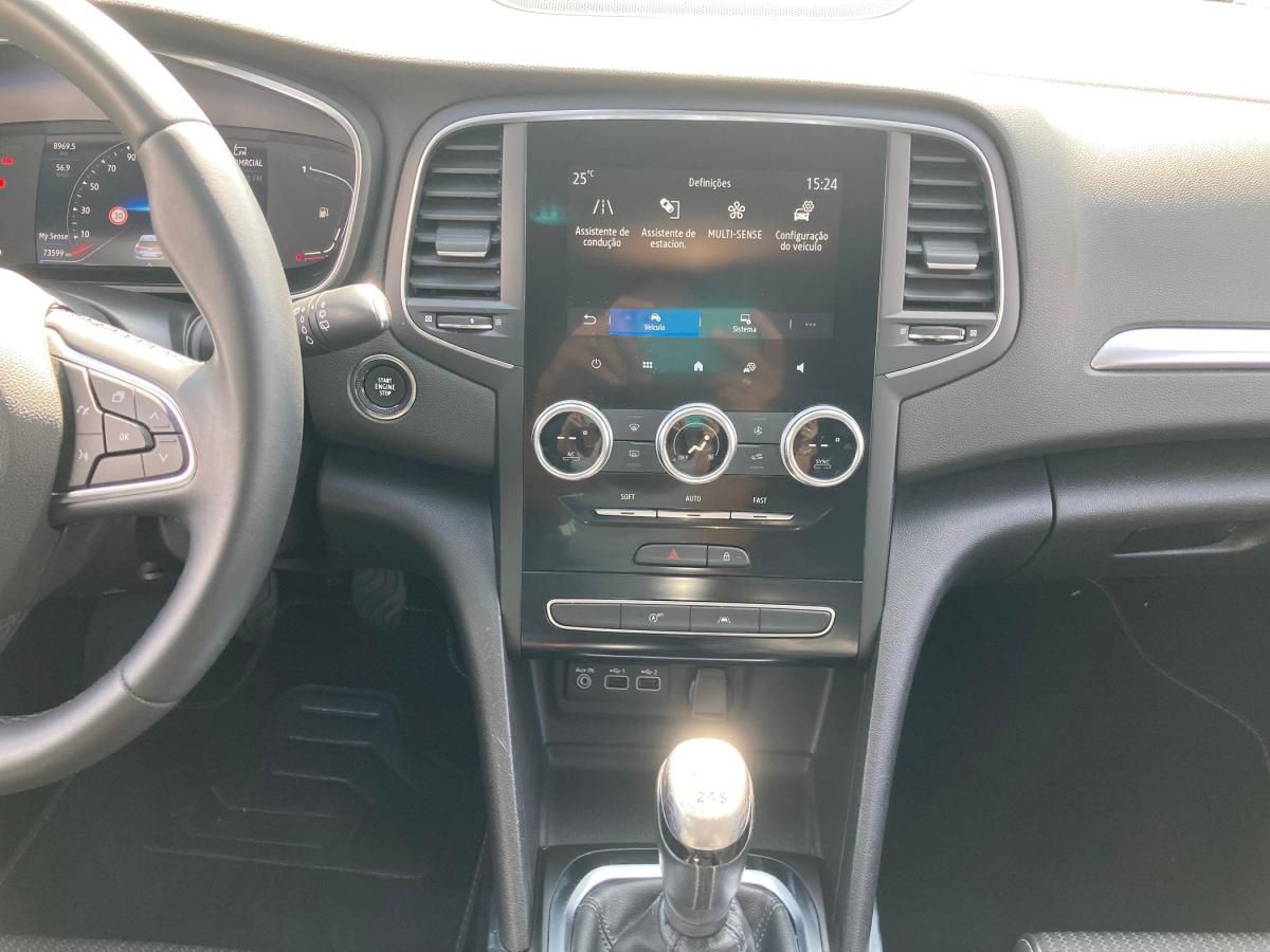 renault-megane-sport-tourer-2022-diesel-1461cc