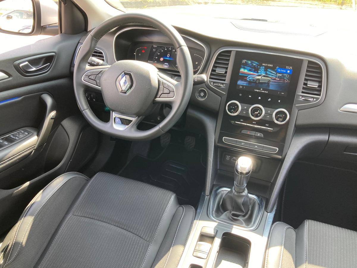 renault-megane-sport-tourer-2022-diesel-1461cc
