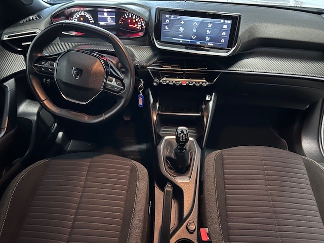 peugeot-2008-2023-gasolina-1199cc