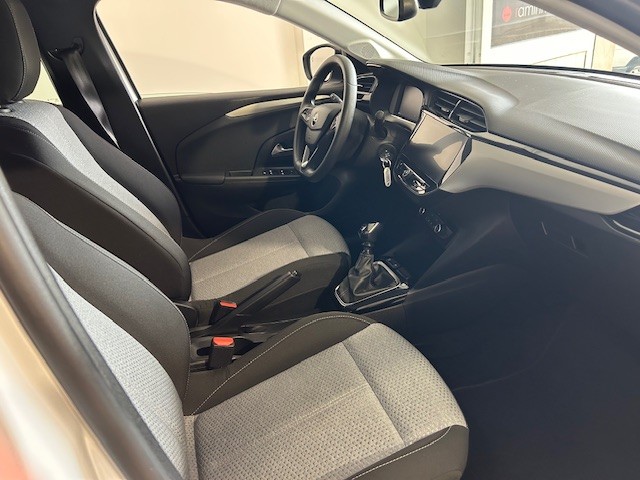 opel-corsa-2025-gasolina-1199cc