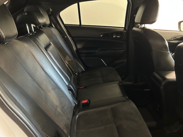 mitsubishi-eclipse-cross-2022-hibrido-a-gasolina-2360cc