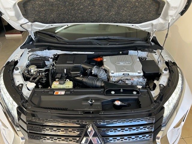 mitsubishi-eclipse-cross-2022-hibrido-a-gasolina-2360cc