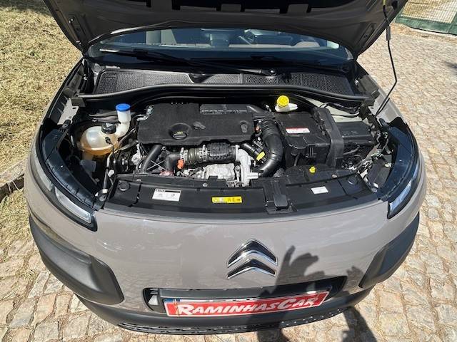 citroen-c4-cactus-2015-diesel-1560cc