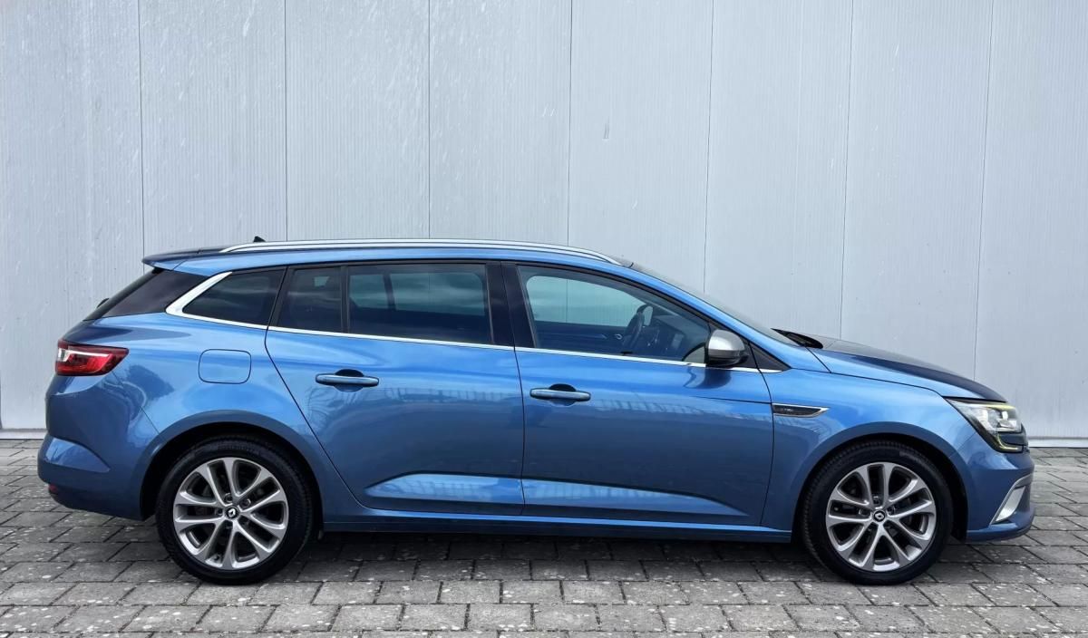 renault-megane-sport-tourer-2017-diesel-1461cc