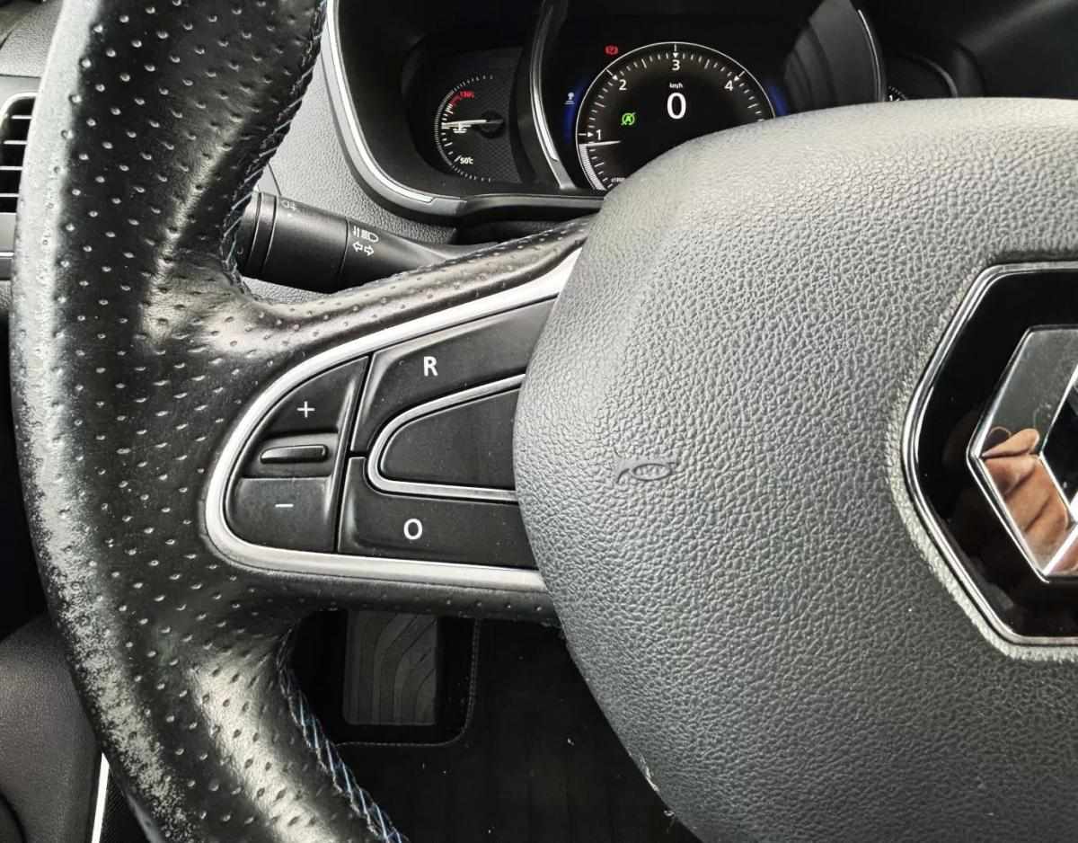 renault-megane-sport-tourer-2017-diesel-1461cc