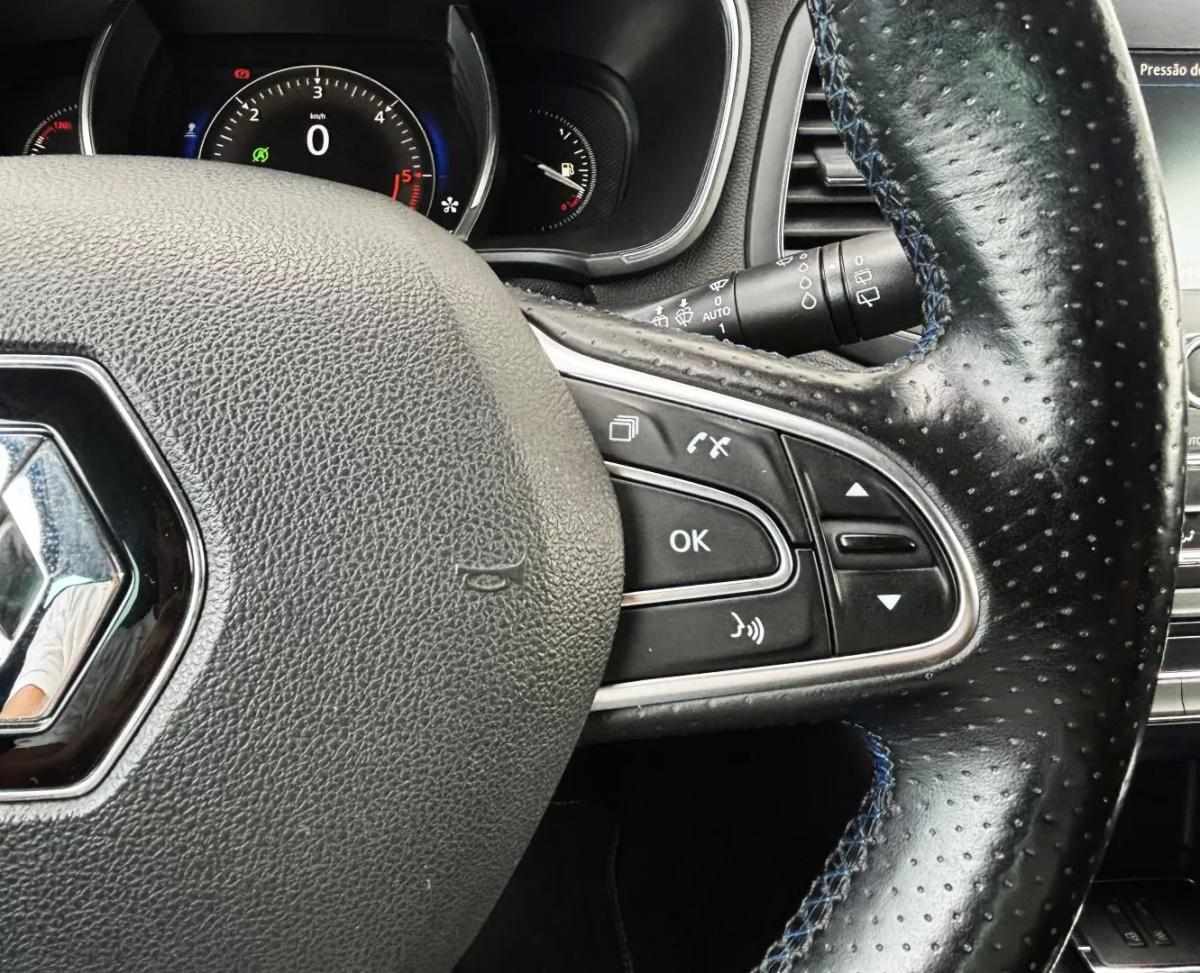 renault-megane-sport-tourer-2017-diesel-1461cc