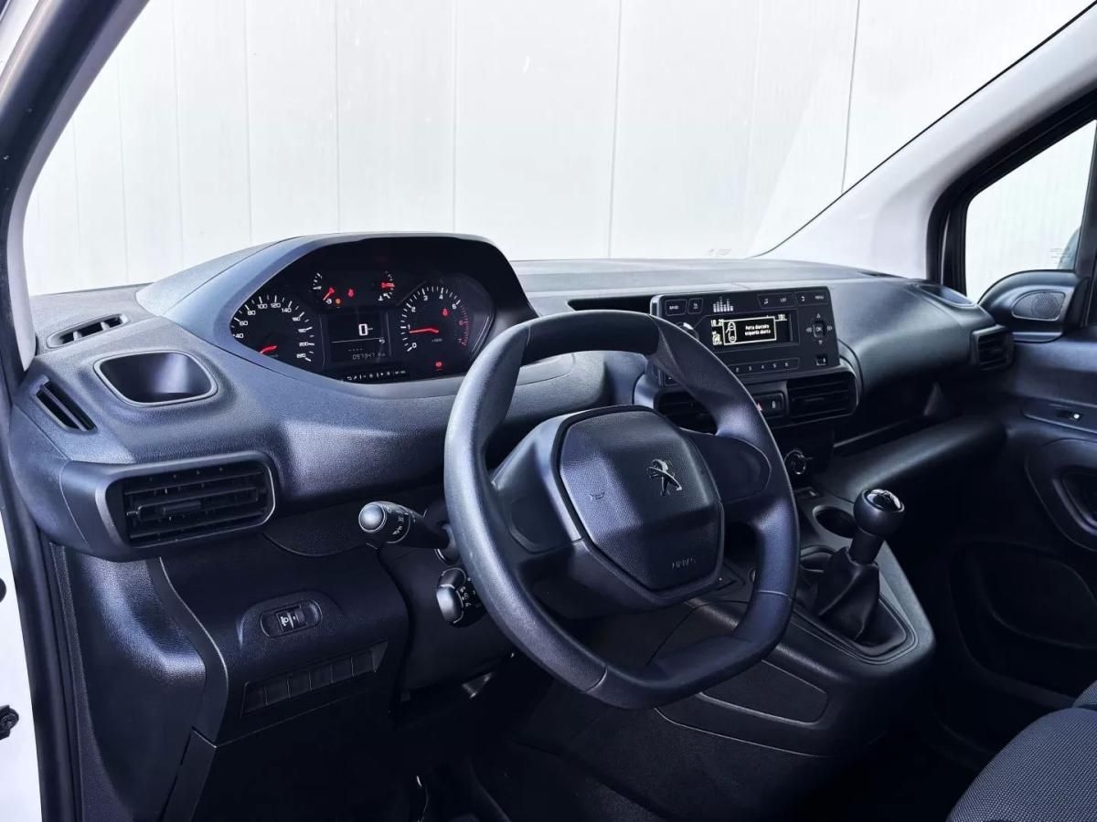 peugeot-partner-2019-diesel-1560cc
