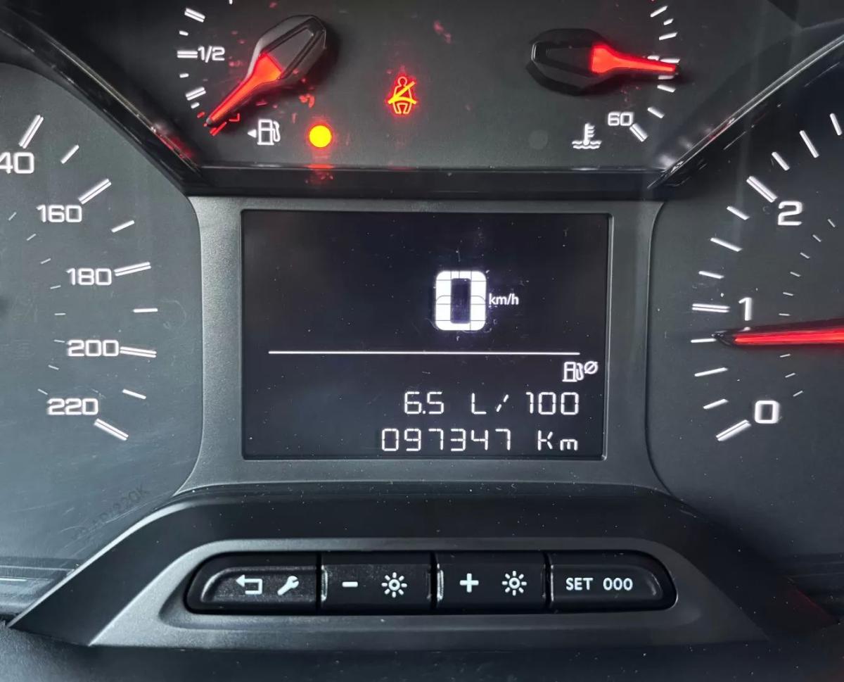 peugeot-partner-2019-diesel-1560cc