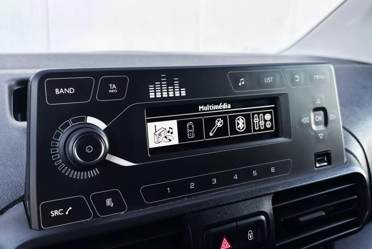 peugeot-partner-2019-diesel-1560cc