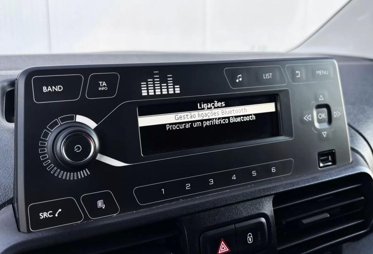 peugeot-partner-2019-diesel-1560cc