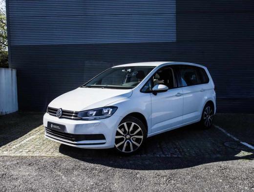 volkswagen-touran-1-6-tdi-bluemotion-2018-diesel-1598cc