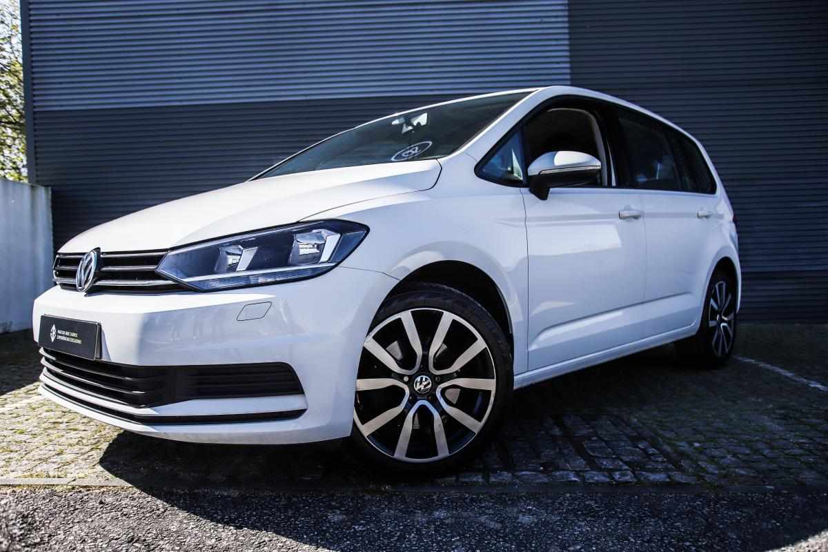 volkswagen-touran-1-6-tdi-bluemotion-2018-diesel-1598cc