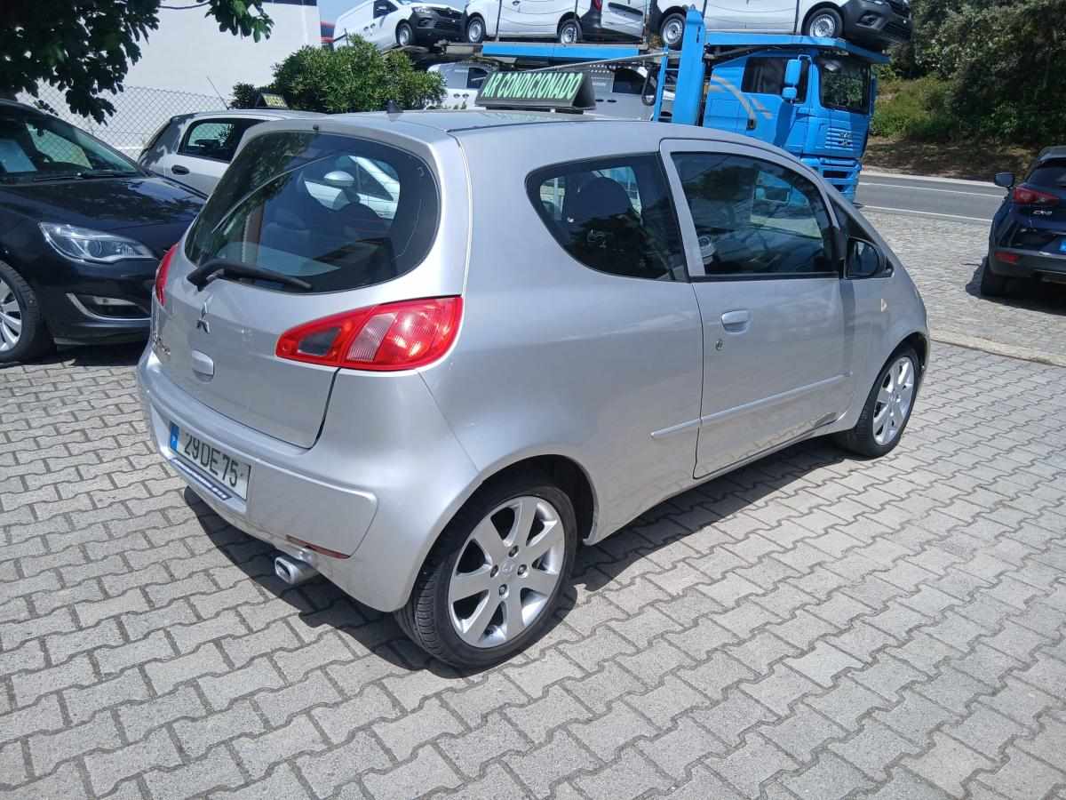 mitsubishi-colt-1-1-mpi-2007-gasolina-1124cc