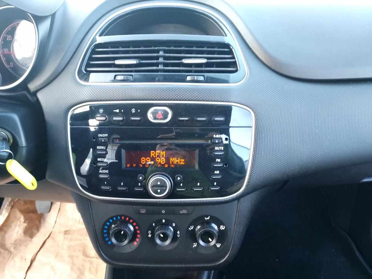 fiat-punto-1-3-multijet-2014-diesel-1248cc