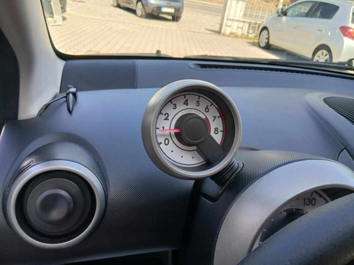 peugeot-107-1-0-2011-gasolina-998cc
