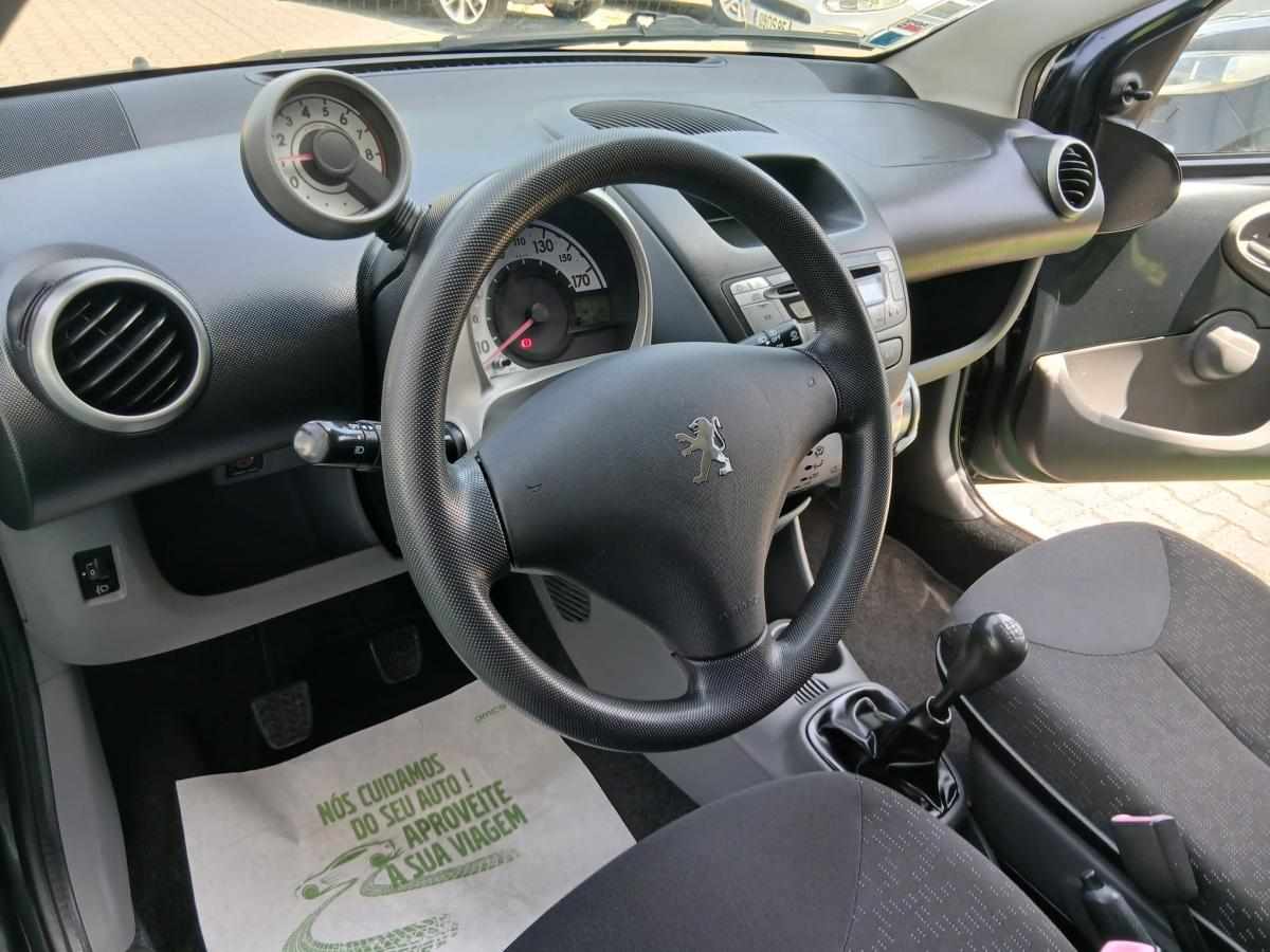peugeot-107-1-0-2009-gasolina-998cc