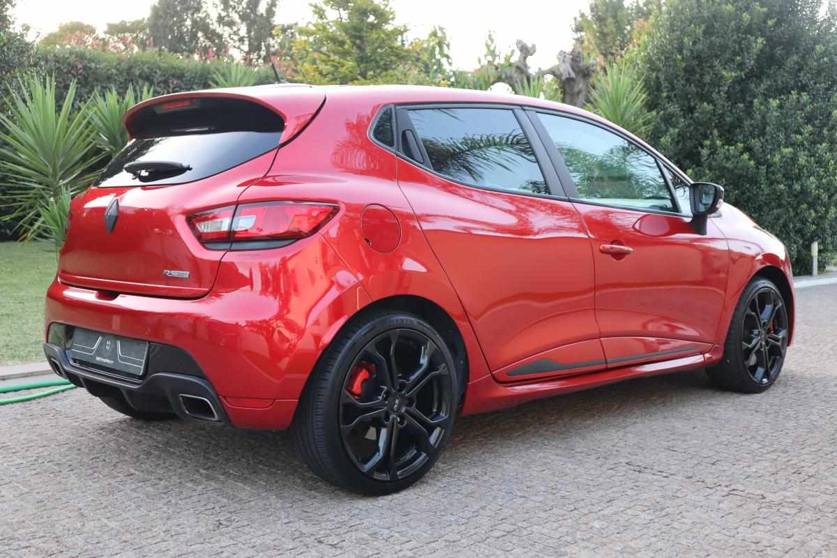 renault-clio-rs-1-6-tce-2014-gasolina-1618cc