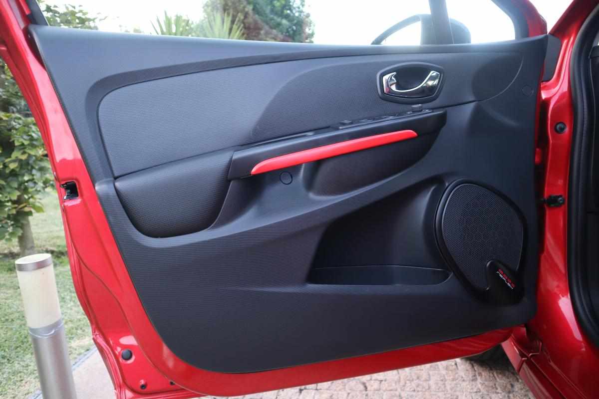 renault-clio-rs-1-6-tce-2014-gasolina-1618cc