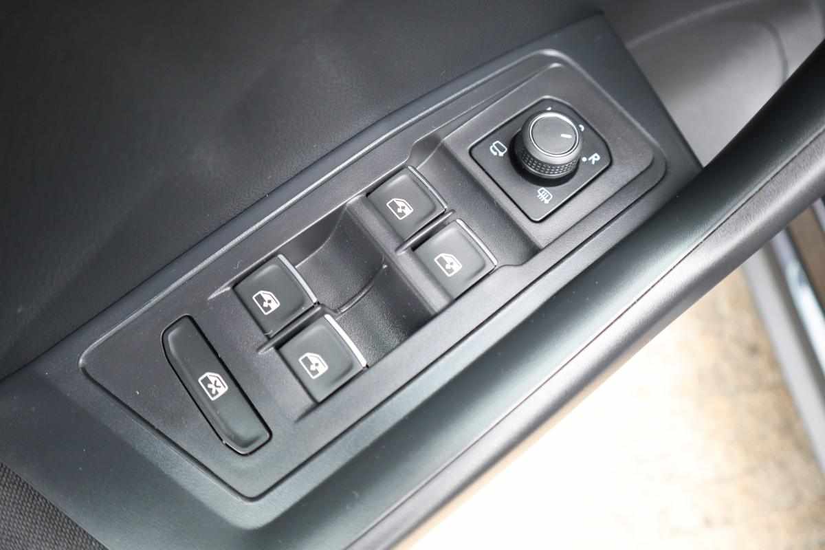 volkswagen-t-roc-1-0-tsi-2017-gasolina-999cc