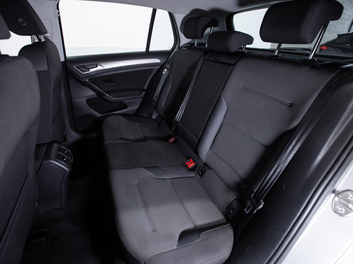 volkswagen-golf-2016-diesel-1598cc