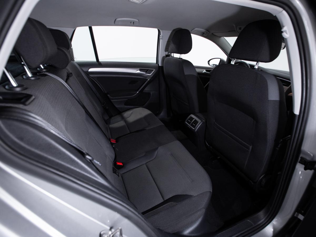 volkswagen-golf-2016-diesel-1598cc