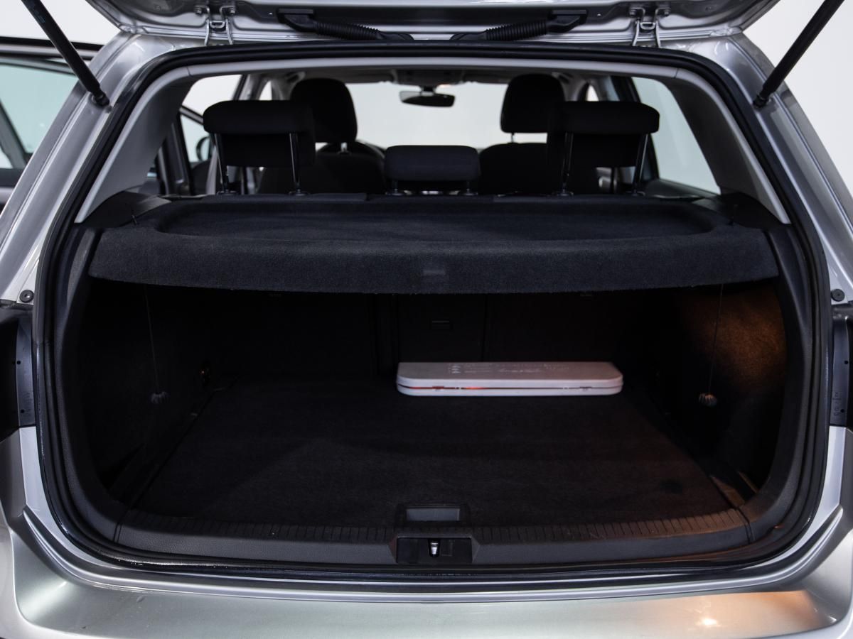 volkswagen-golf-2016-diesel-1598cc