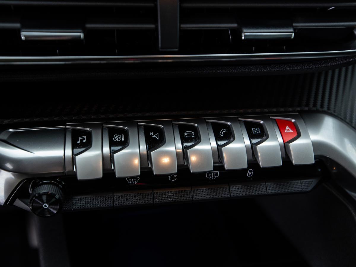 peugeot-3008-2022-diesel-1499cc
