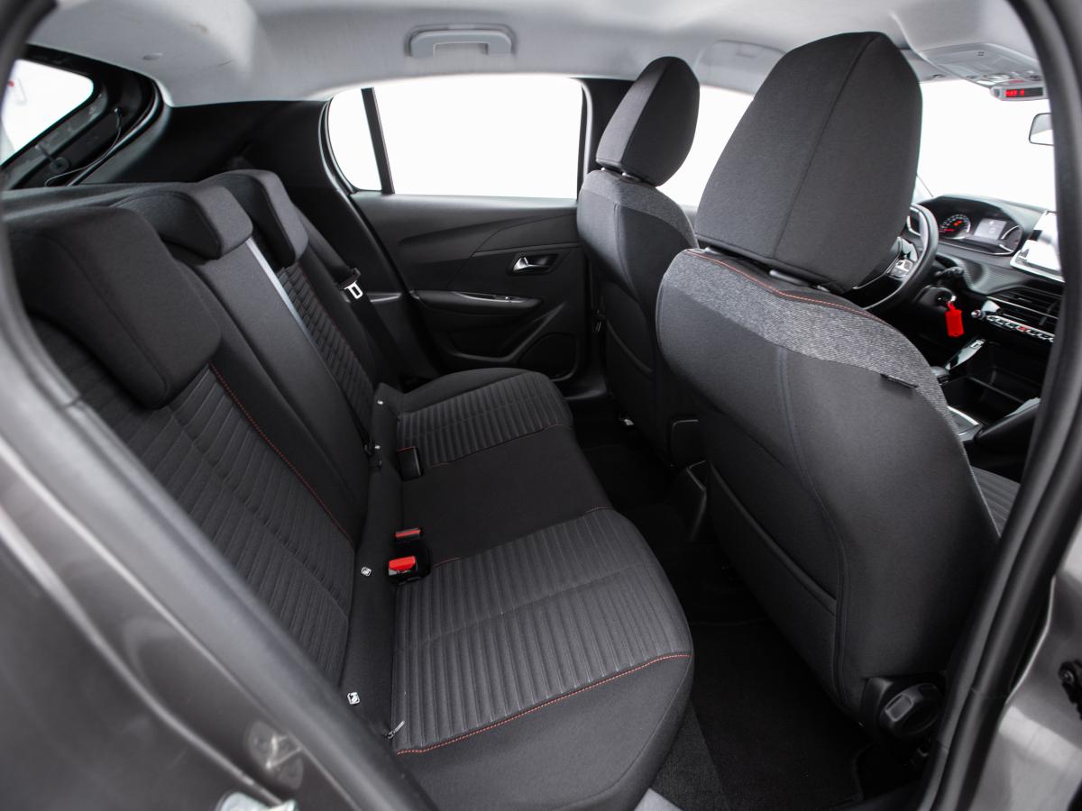 peugeot-208-2022-diesel-1499cc