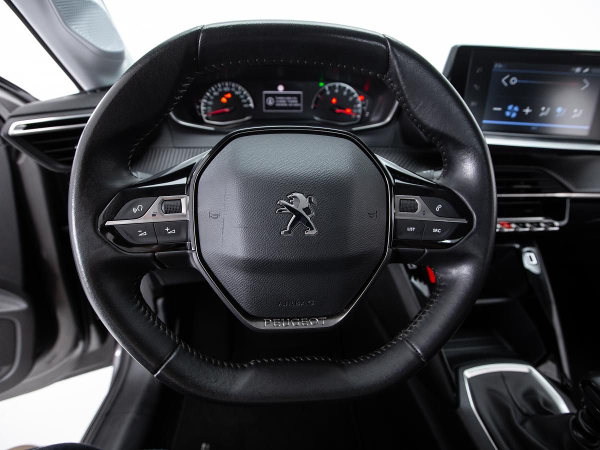 peugeot-208-2022-diesel-1499cc