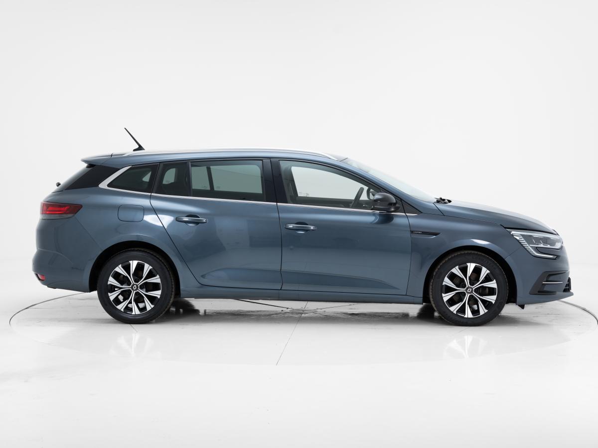 renault-megane-sport-tourer-2021-diesel-1461cc