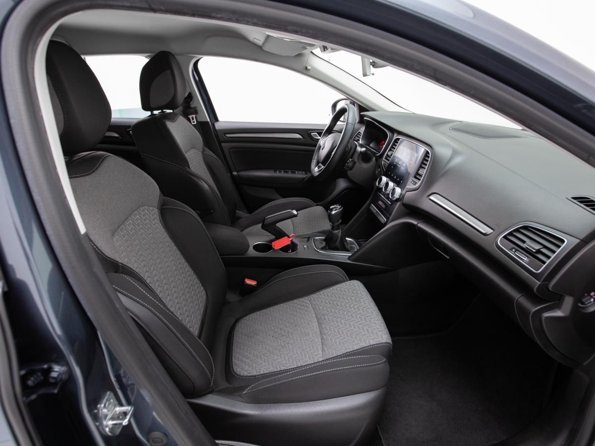 renault-megane-sport-tourer-2021-diesel-1461cc