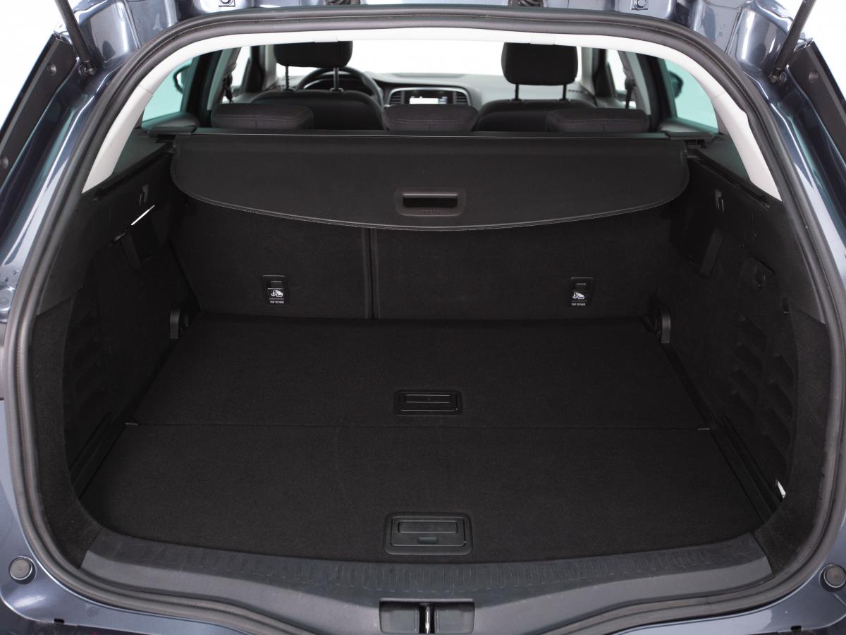 renault-megane-sport-tourer-2021-diesel-1461cc