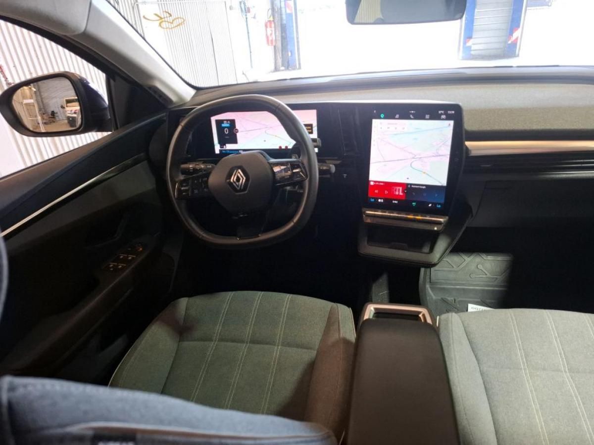 renault-megane-e-tech-2023-eletrico-0cc