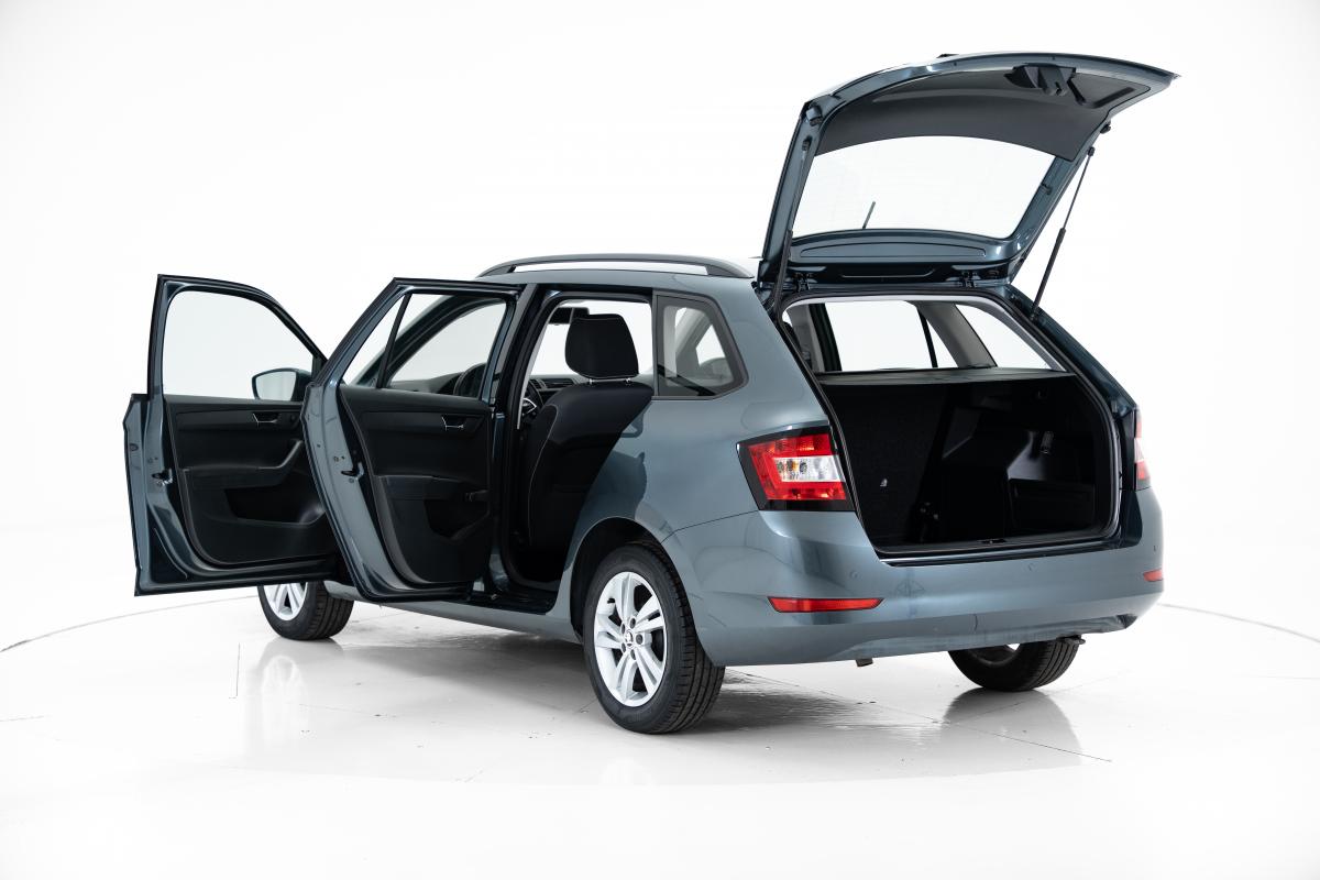 skoda-fabia-break-2021-gasolina-999cc