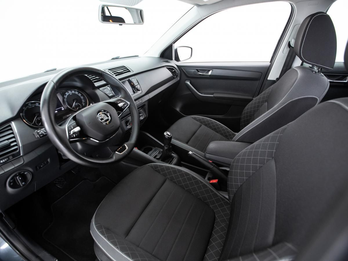 skoda-fabia-break-2021-gasolina-999cc