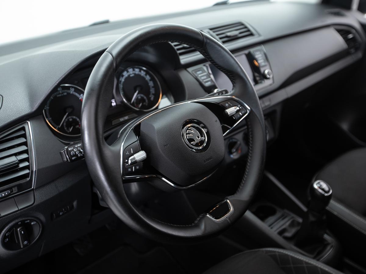 skoda-fabia-break-2021-gasolina-999cc