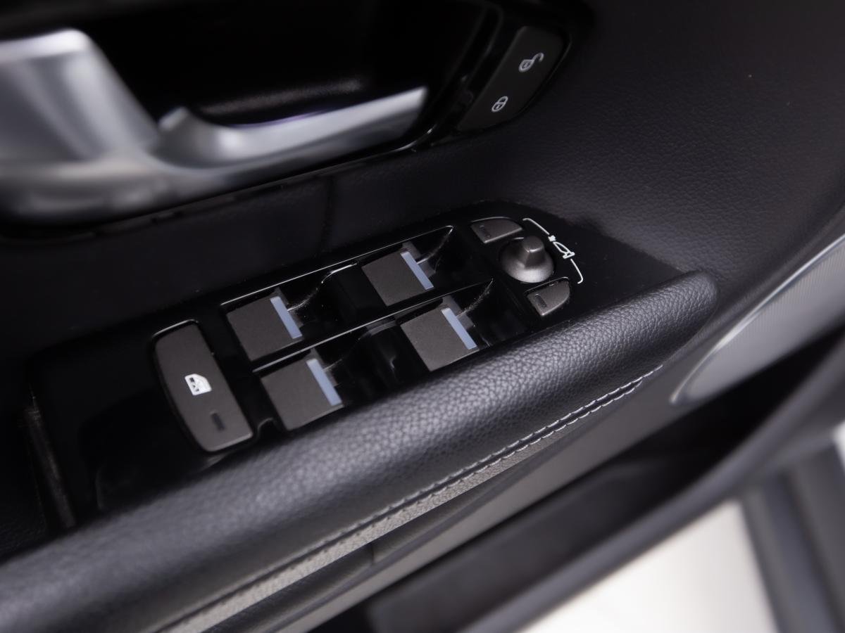 land-rover-range-rover-evoque-2018-diesel-1999cc