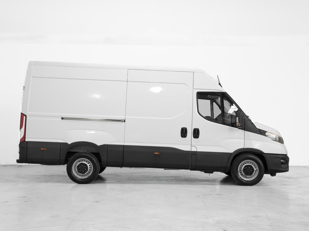 iveco-daily-2022-diesel-2287cc