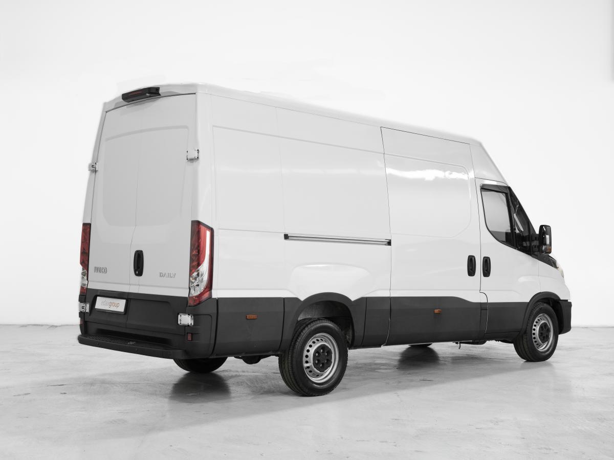 iveco-daily-2022-diesel-2287cc